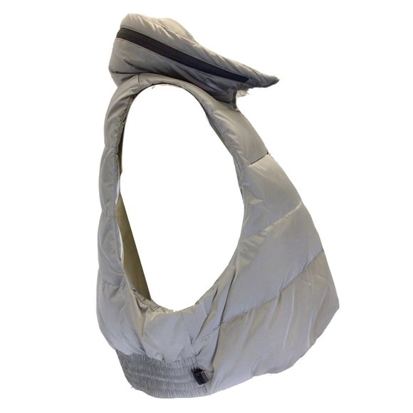 CHANEL GREY CROPPED FULL ZIP PUFFER VEST - Picture 2 of 6